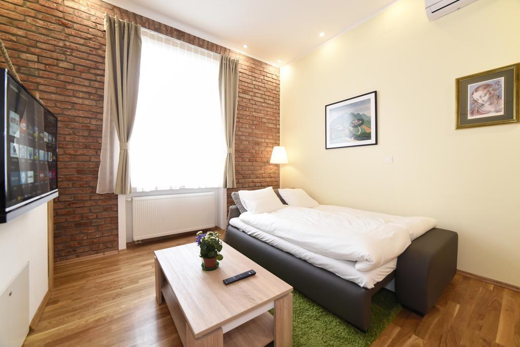 Zagreb 3 Hearts Apartamento Exterior foto