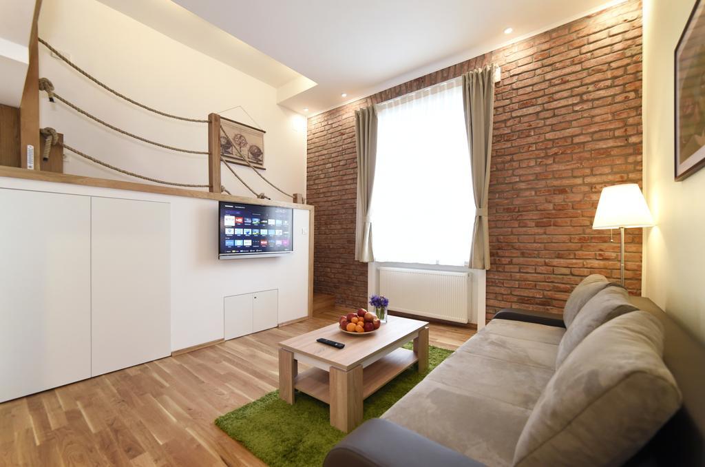 Zagreb 3 Hearts Apartamento Exterior foto