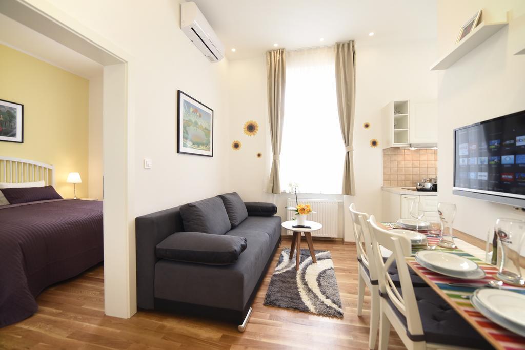 Zagreb 3 Hearts Apartamento Exterior foto